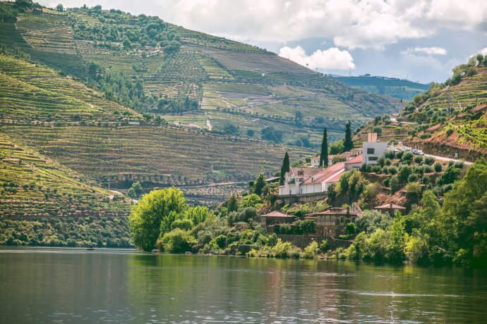 1 - Have a cheers in Douro Valley