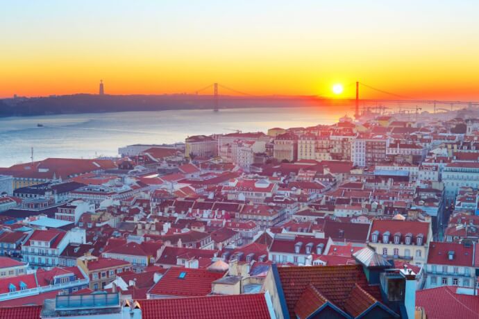 1. Explore the neighbourhoods of Lisbon