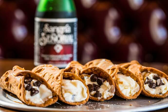 Cannoli, Sicily - comida
