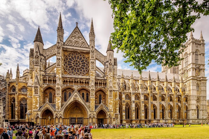 Westminster Abbey, a masterpiece of Gothic architecture and one of London’s most historic landmarks.