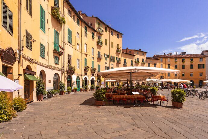 6 - Wander through Lucca, the land of Puccini and “La Bohème”