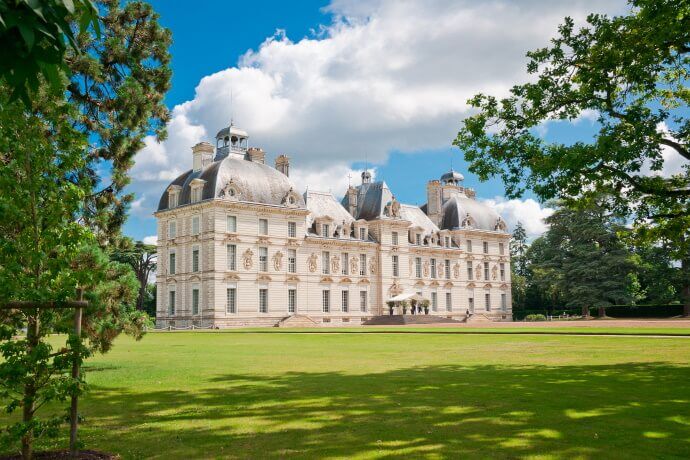 9. Château de Cheverny