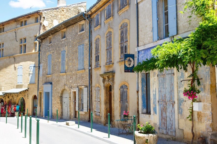 A picturesque street in Aix-en-Provence