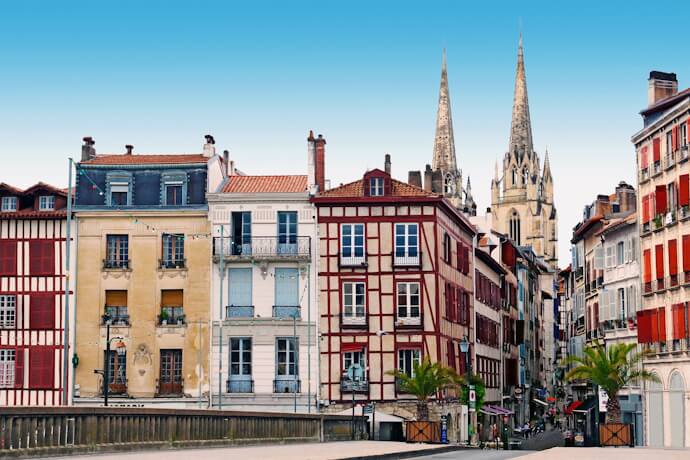 Bayonne timber-framed buildings with cathedral in the background