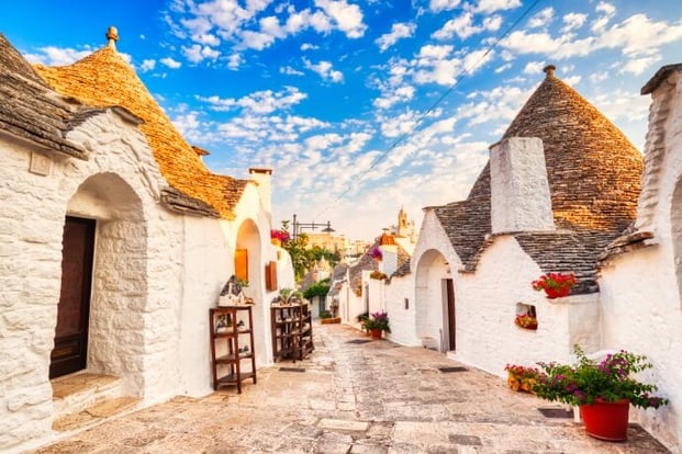 Discover the Trulli houses in Alberobello