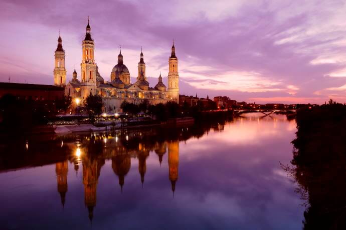 Basilica of Nuestra Señora del Pilar at sunset