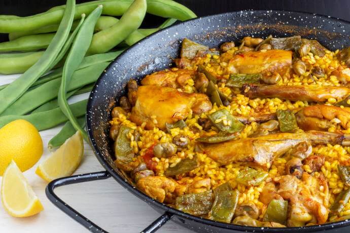 Traditional Paella Valenciana 