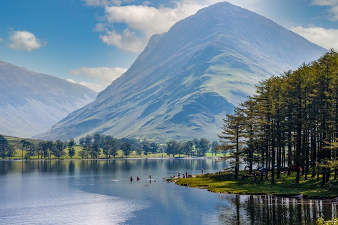 Mountain and lake landscape in the Lake District, England, with peaceful natural scenery