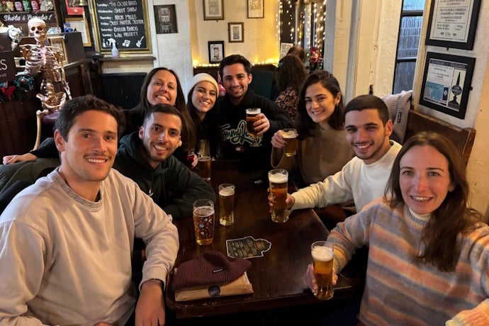 Tourtailors Team in a historic pub in London, England