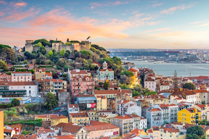 Explore Portugal During the Holidays 1-1