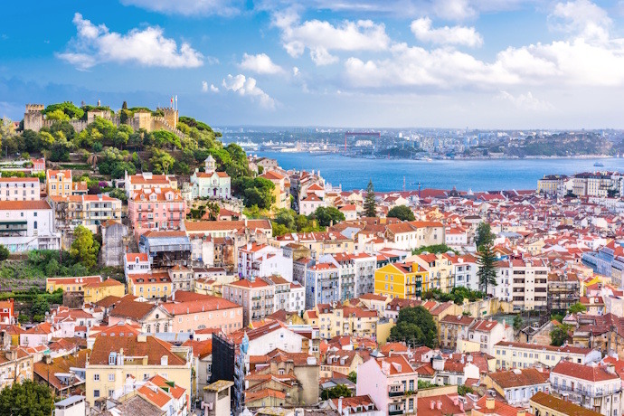 Scenic view over Lisbon and São Jorge Castle