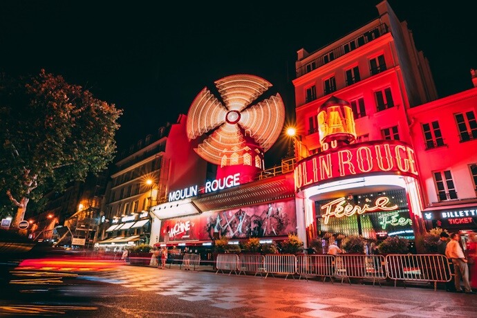 Go to a Jazz Club or a show at the Moulin Rouge