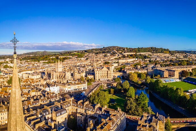 Panoramic views of Bath, England, on a sunny day, highlighting the historic city center