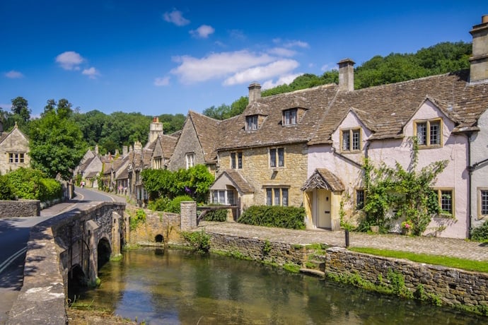 Britain’s Historic Trails: Castles, Cathedrals and Old Towns