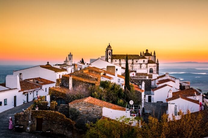 Coastal VS Inland Portugal: How to Balance Your Trip for Views and Villages